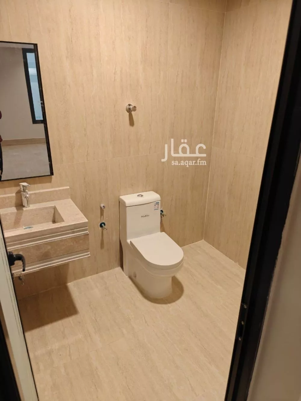 شقة 5 غرف في الحمرا 2