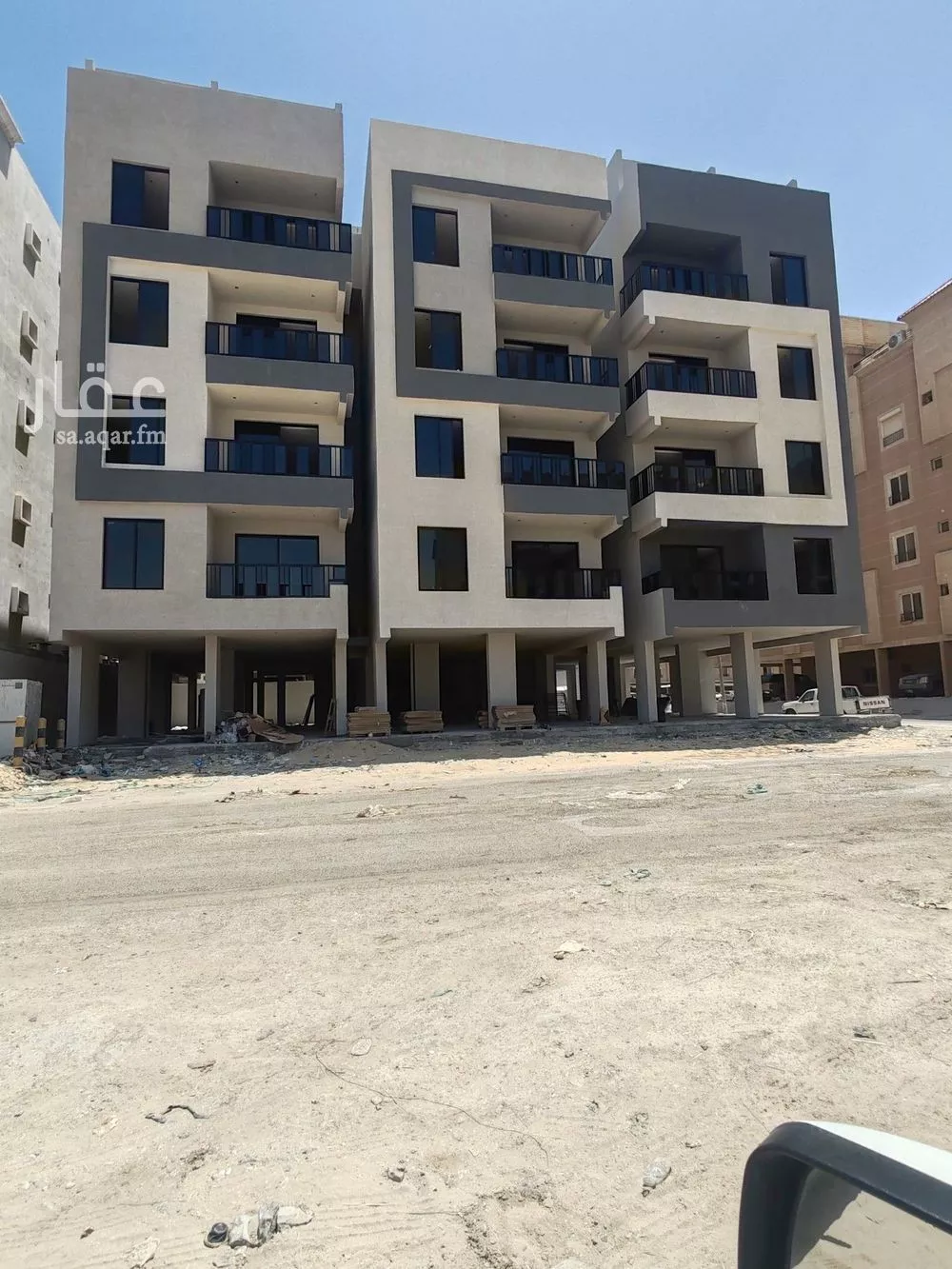 5 bedroom apartment in Al Hamra 3