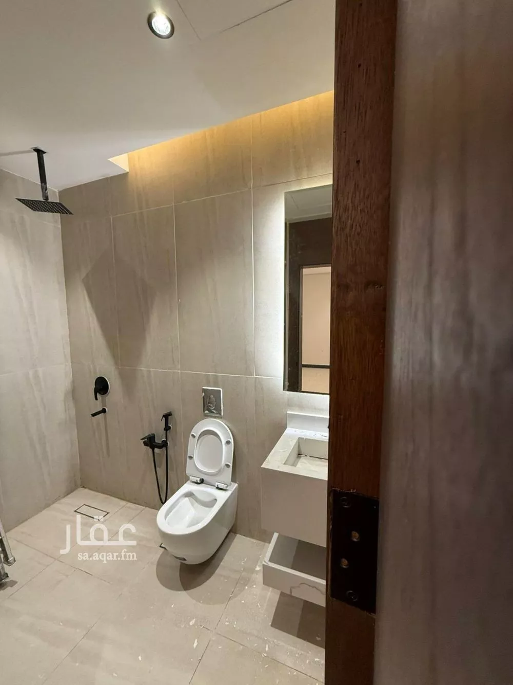 3 bedroom floor in Al Munsiyah 2