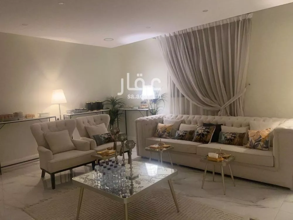 7 bedroom villa in Al Rawdah 3