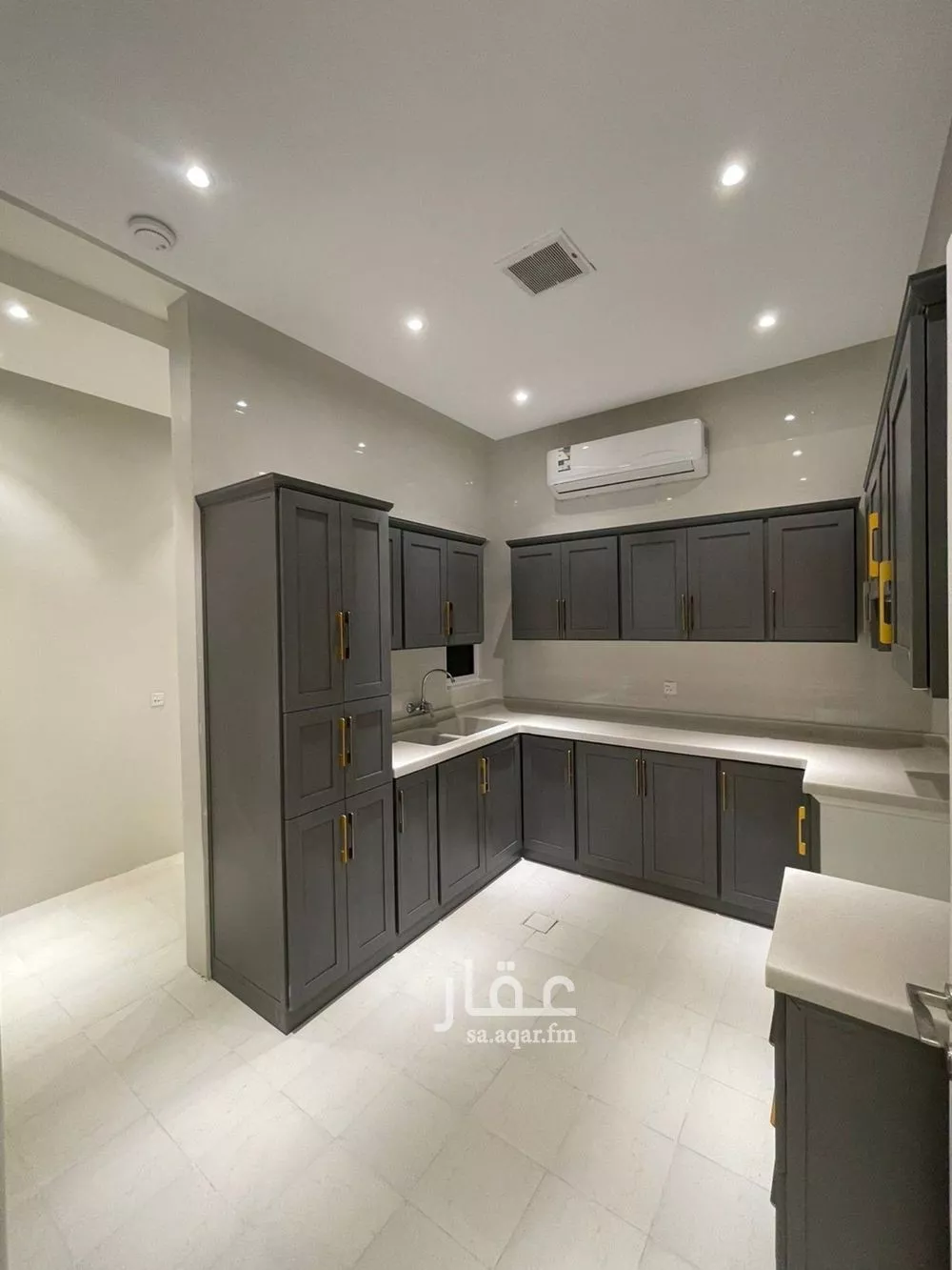 3 bedroom apartment in Al Malqa 1