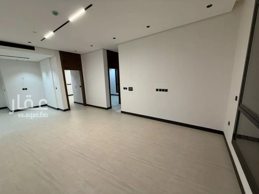 3 bedroom floor in Al Munsiyah 1
