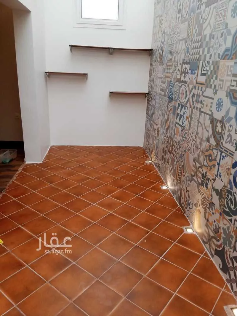 5 bedroom villa in At Taawon, Riyadh 8