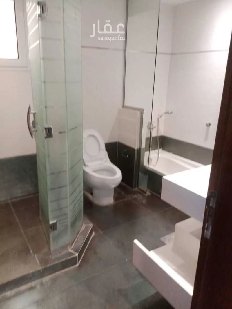 5 bedroom villa in At Taawon, Riyadh 15