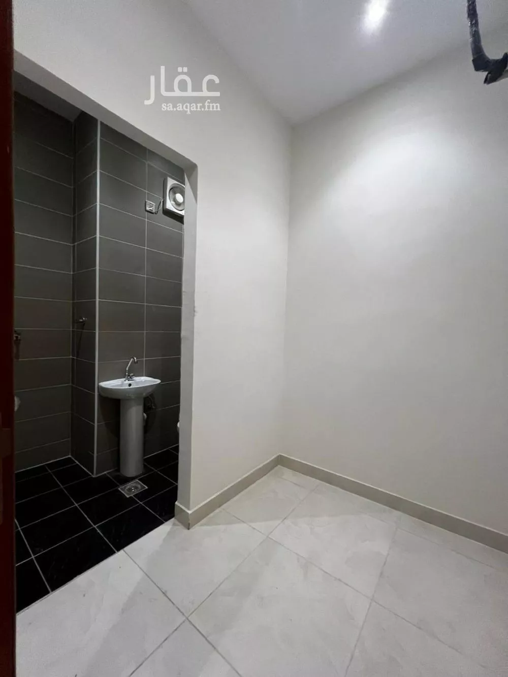5 bedroom apartment in Al Rabwa, Jeddah 5