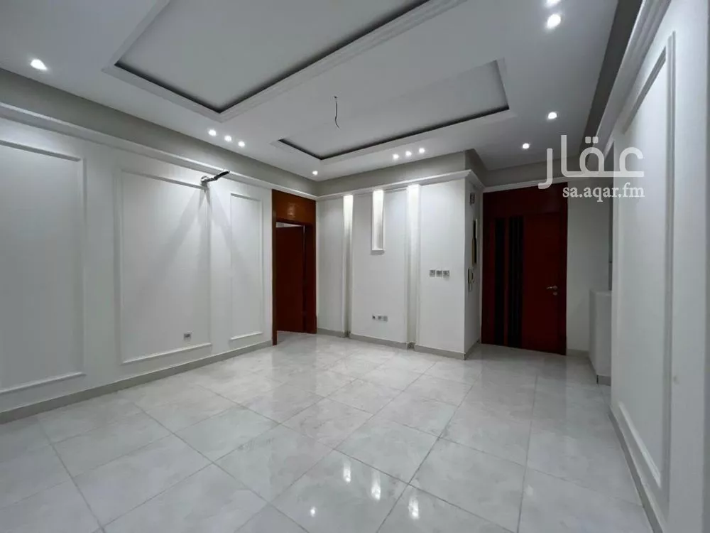 5 bedroom apartment in Al Rabwa, Jeddah 8