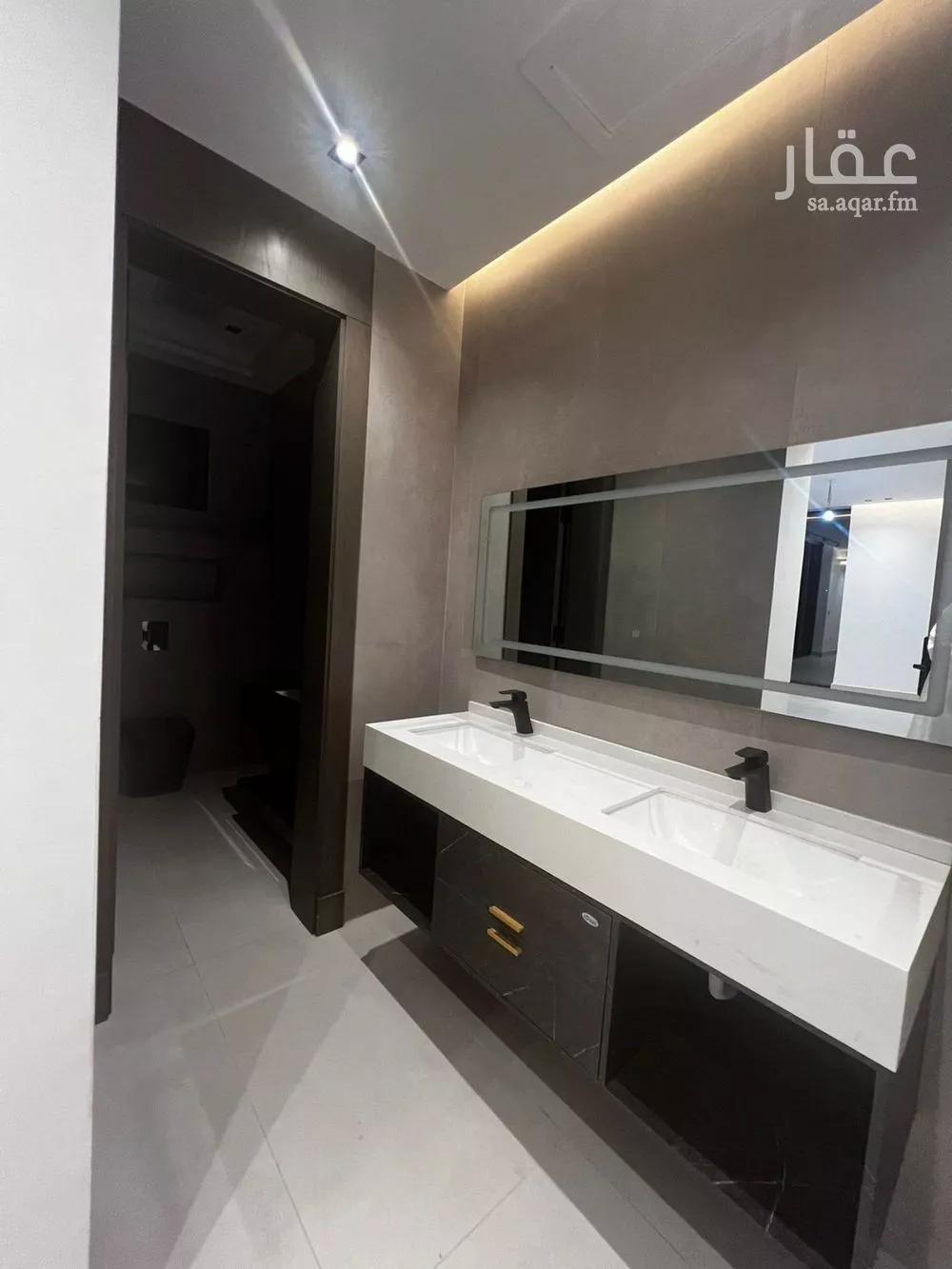 شقة 5 غرف في الحمراء 3