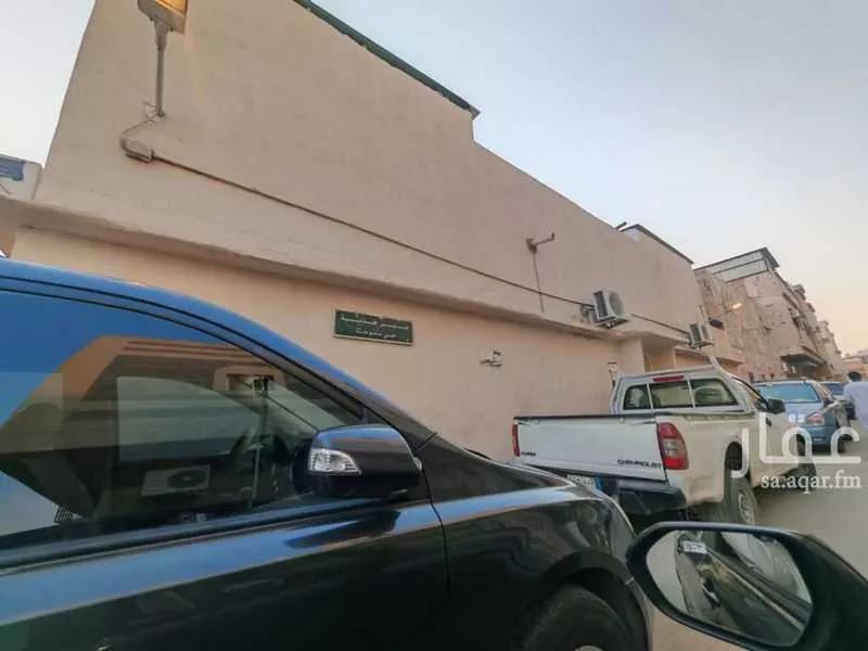 فيلا 5 غرف في منفوحة 3