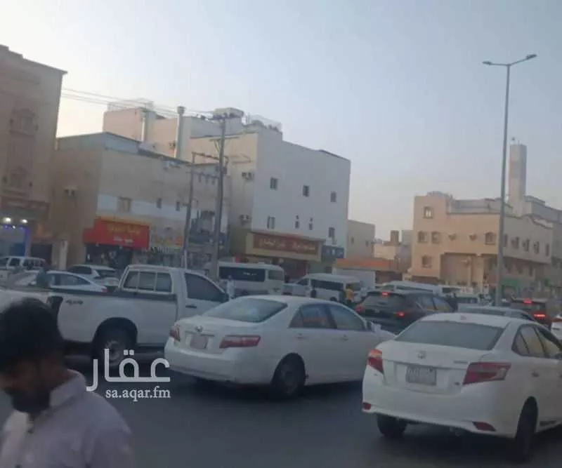 عمارة 400 م² في القرينة 2