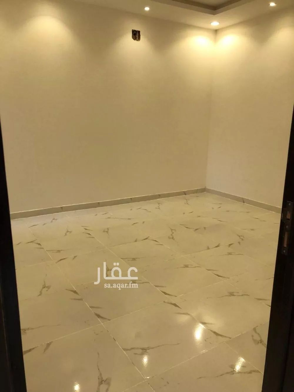 فيلا 5 غرف في الرمال 4