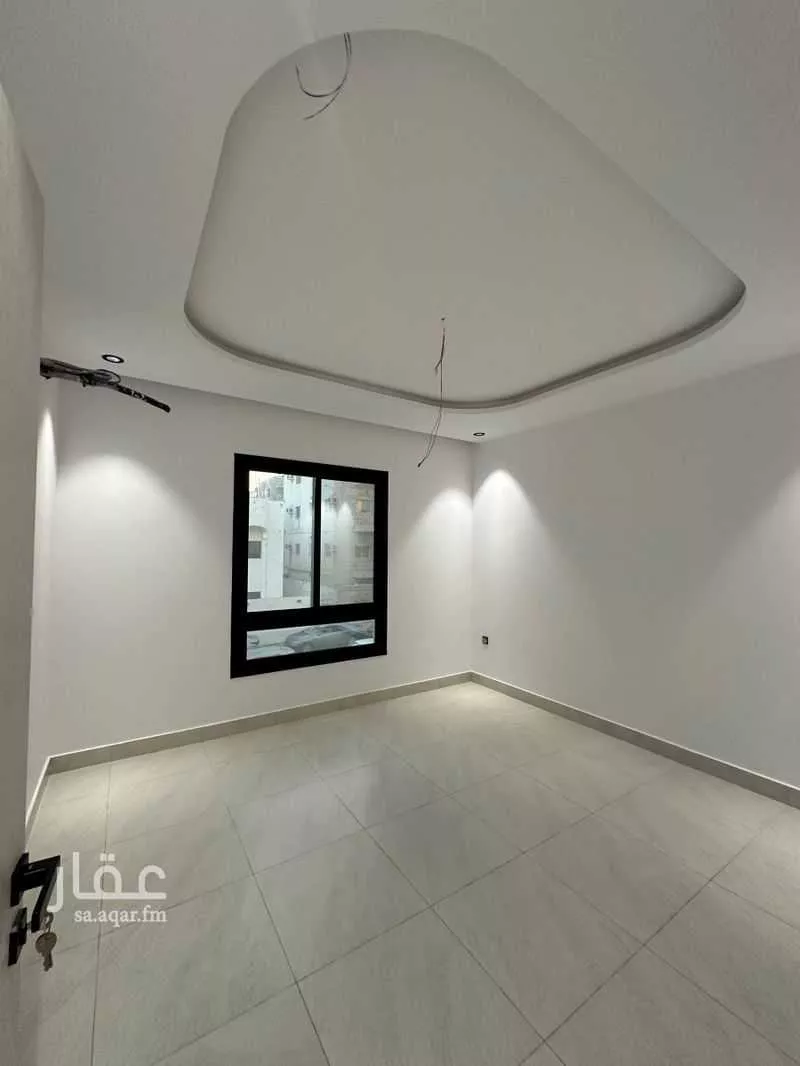 شقة 5 غرف في الصفا 3