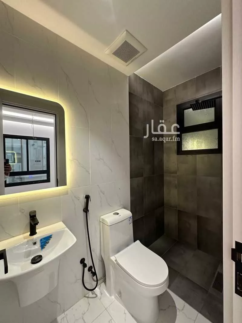 5 bedroom apartment in Al Safa 4