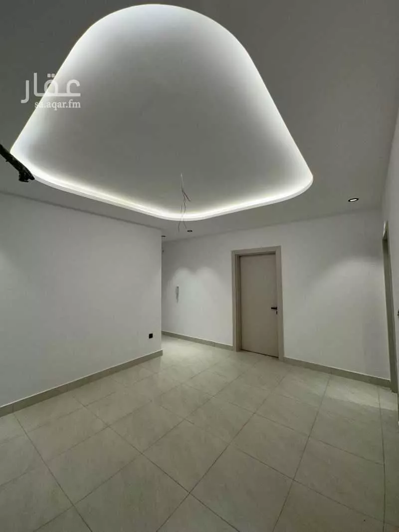 شقة 5 غرف في الصفا 4