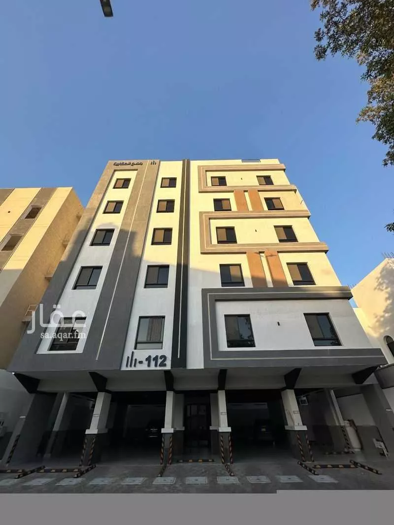 شقة 5 غرف في الصفا 1