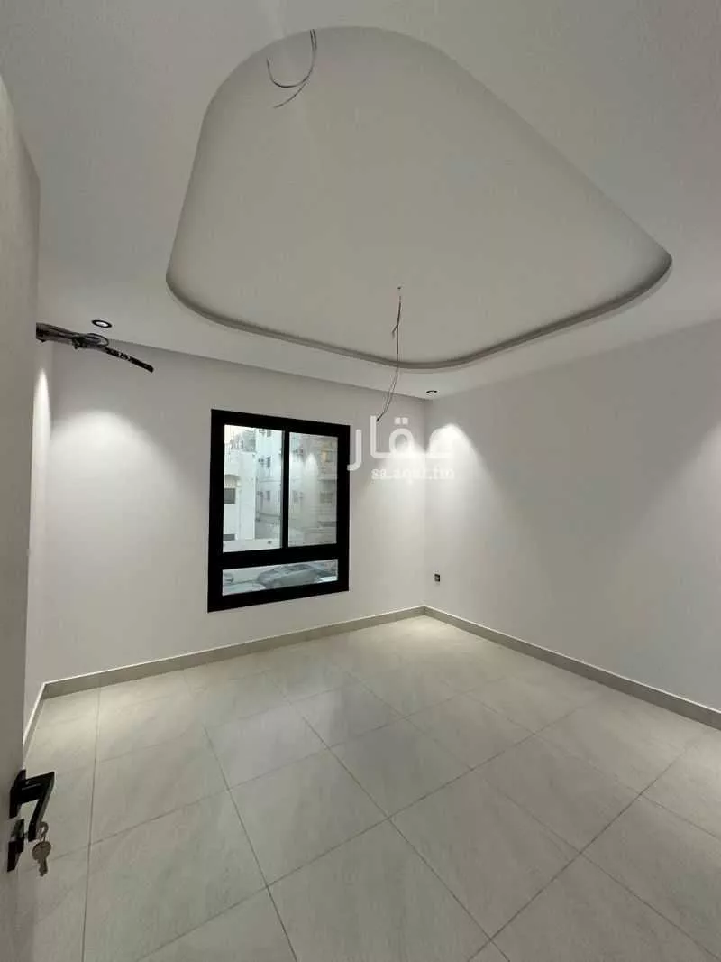 شقة 5 غرف في الصفا 2