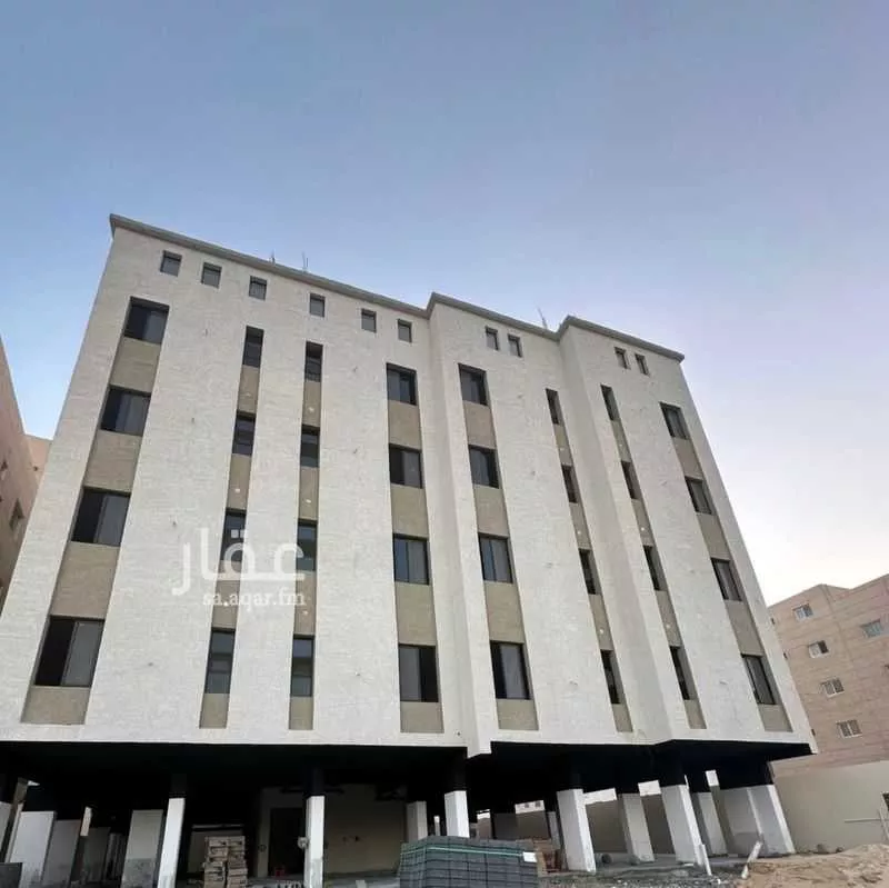 5 bedroom apartment in Al Hamra 1