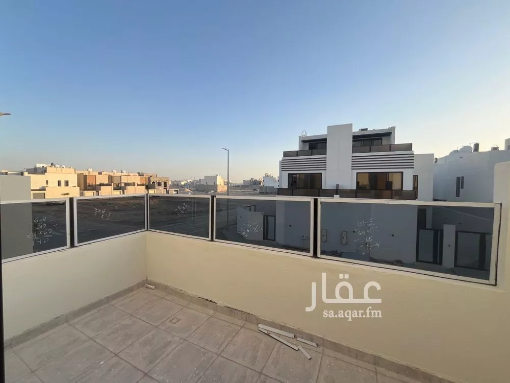 فيلا 9 غرف في الامواج، الدمام 9