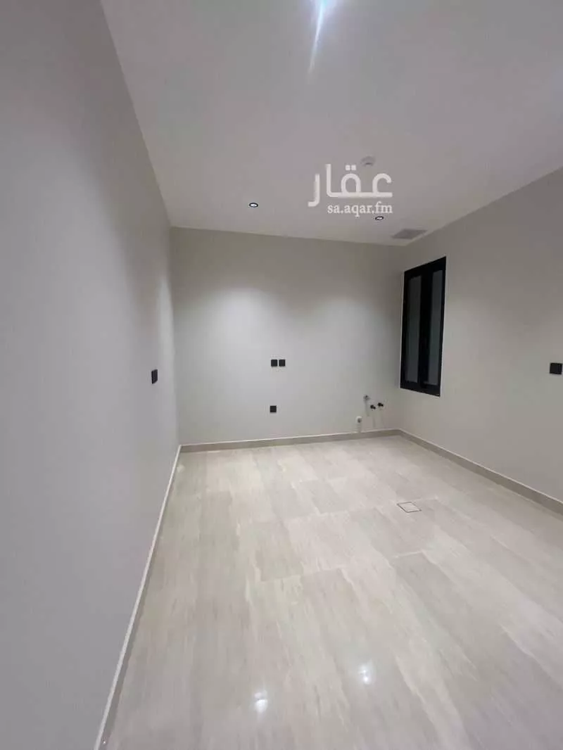 5 bedroom apartment in Al Hamra 4