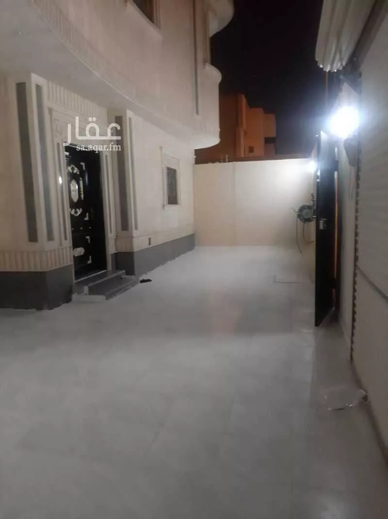 100 bedroom villa in Qurtubah 1