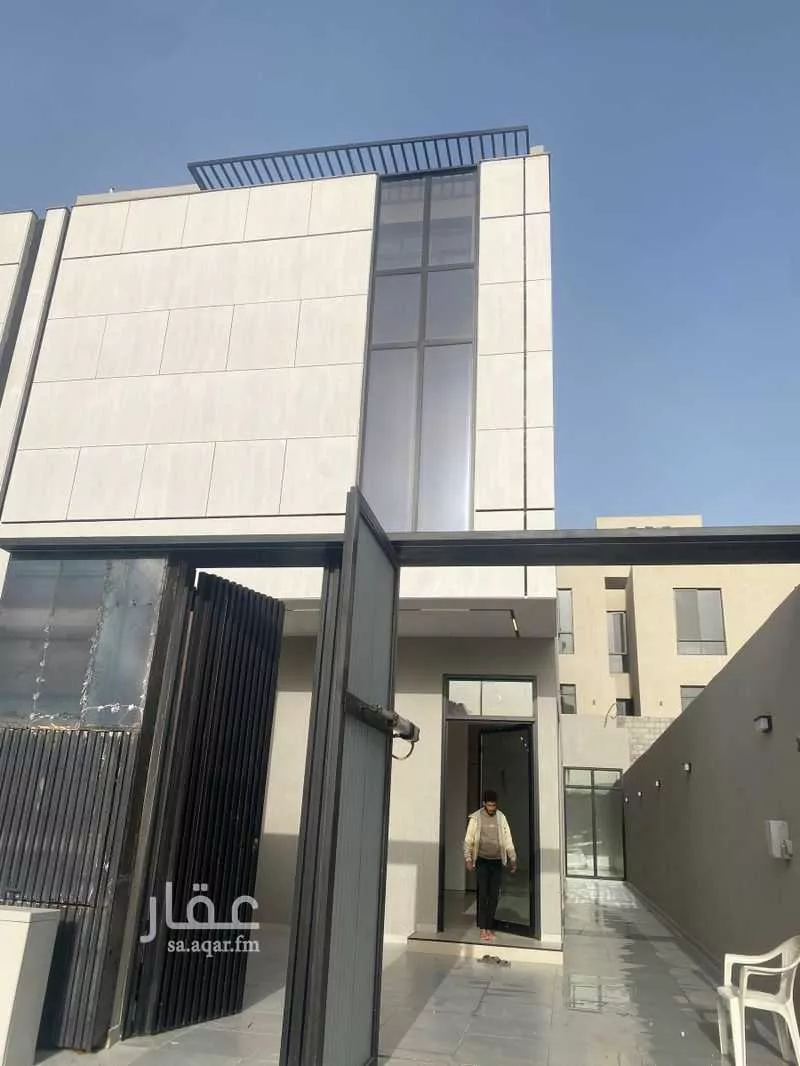 5 bedroom floor in Al Rimal 1