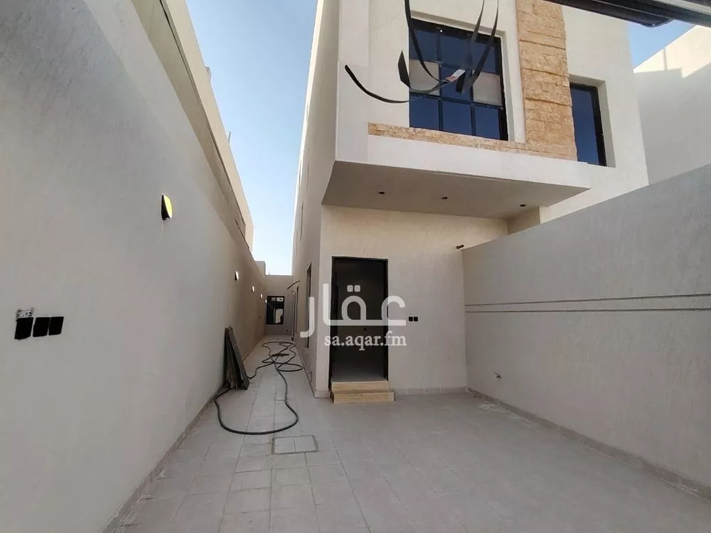 دور 4 غرف في عكاظ 2