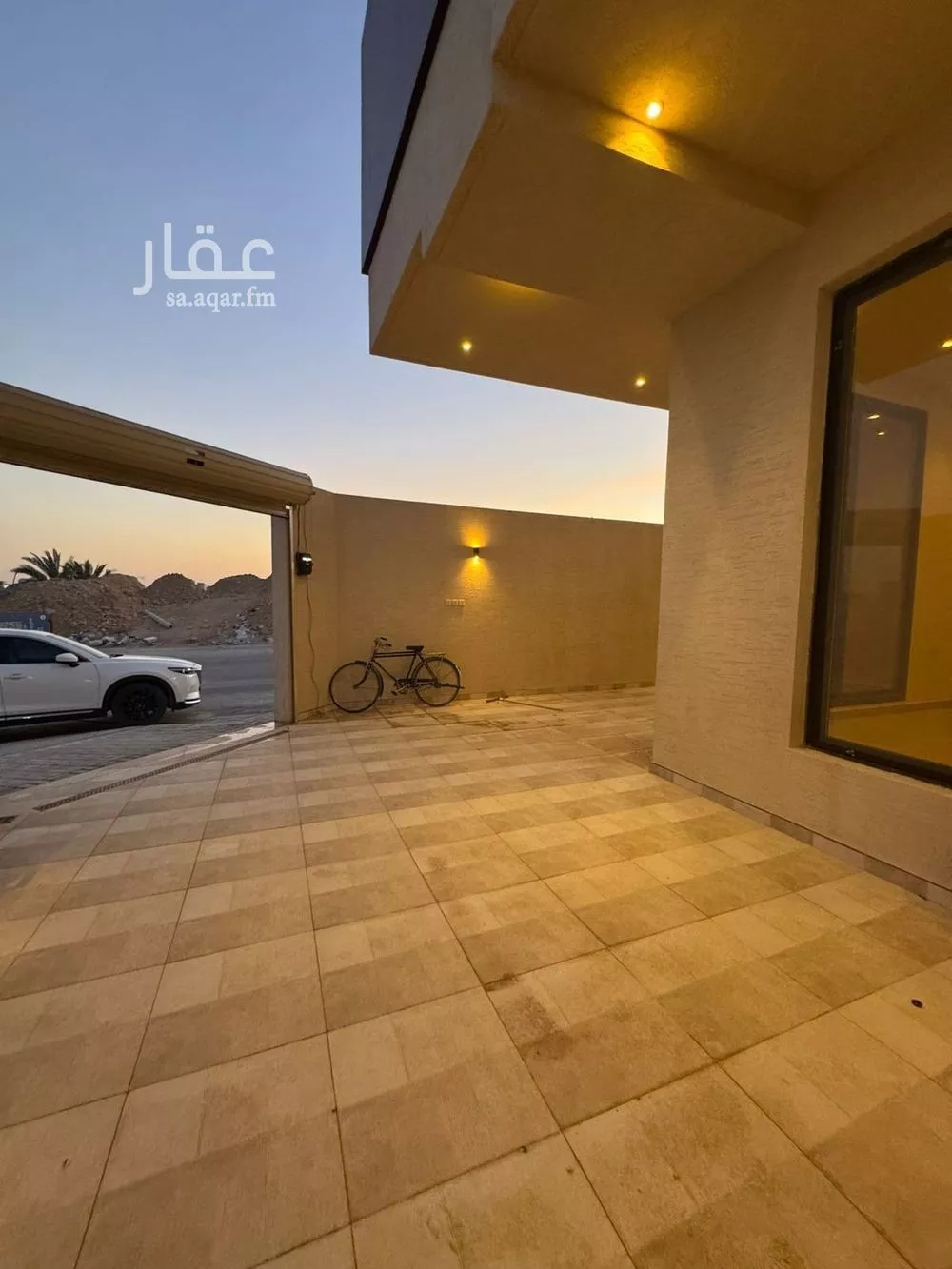 دور 4 غرف في العارض 4