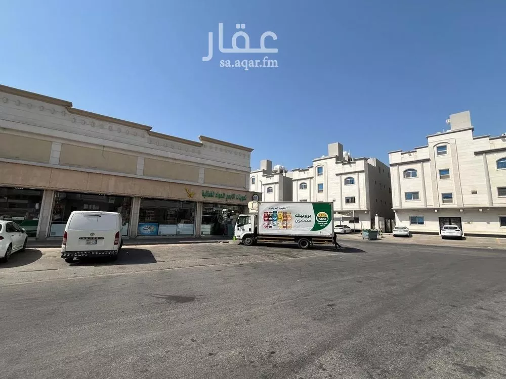 عمارة 935 م² في الجلوية 5