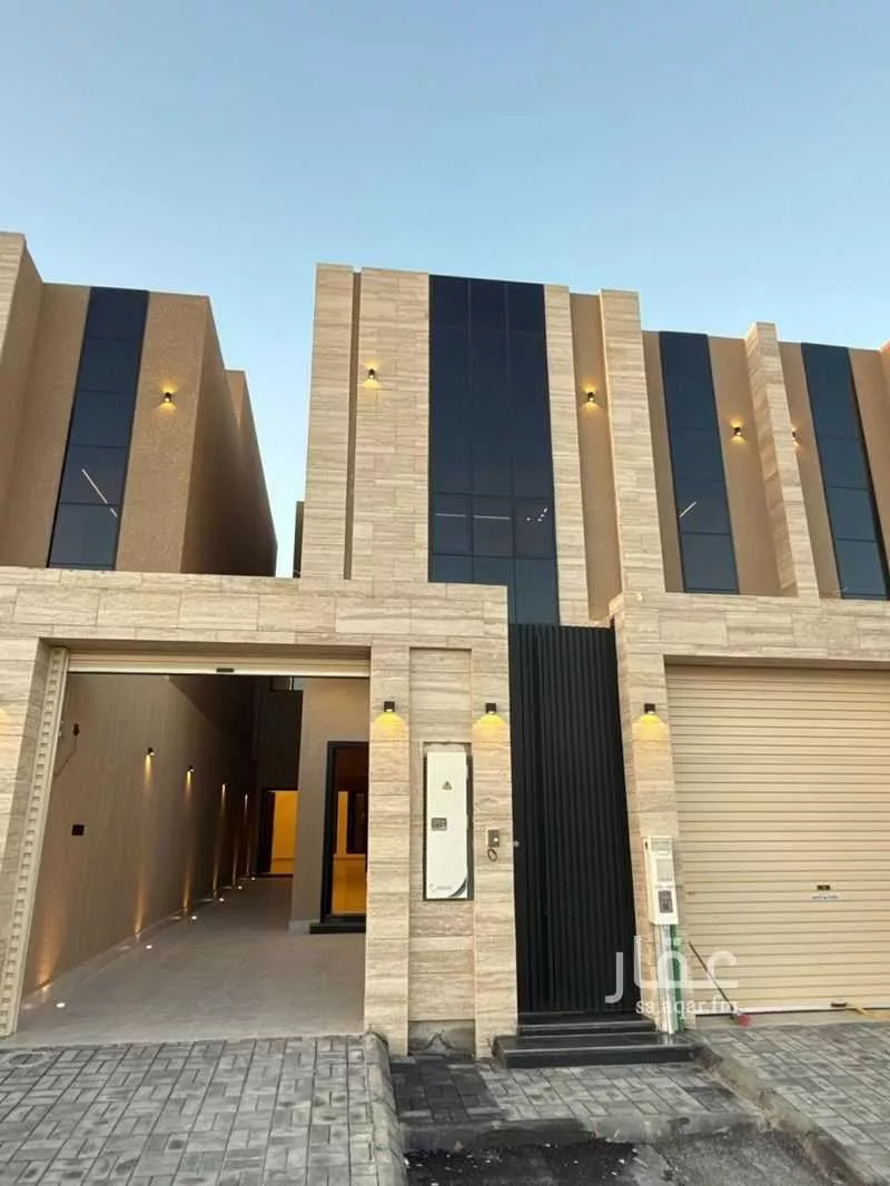 8 bedroom floor in Tuwaiq 1