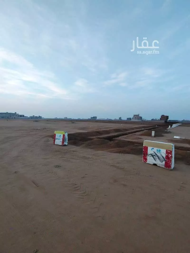 أرض 473 م² في الزمرد 4