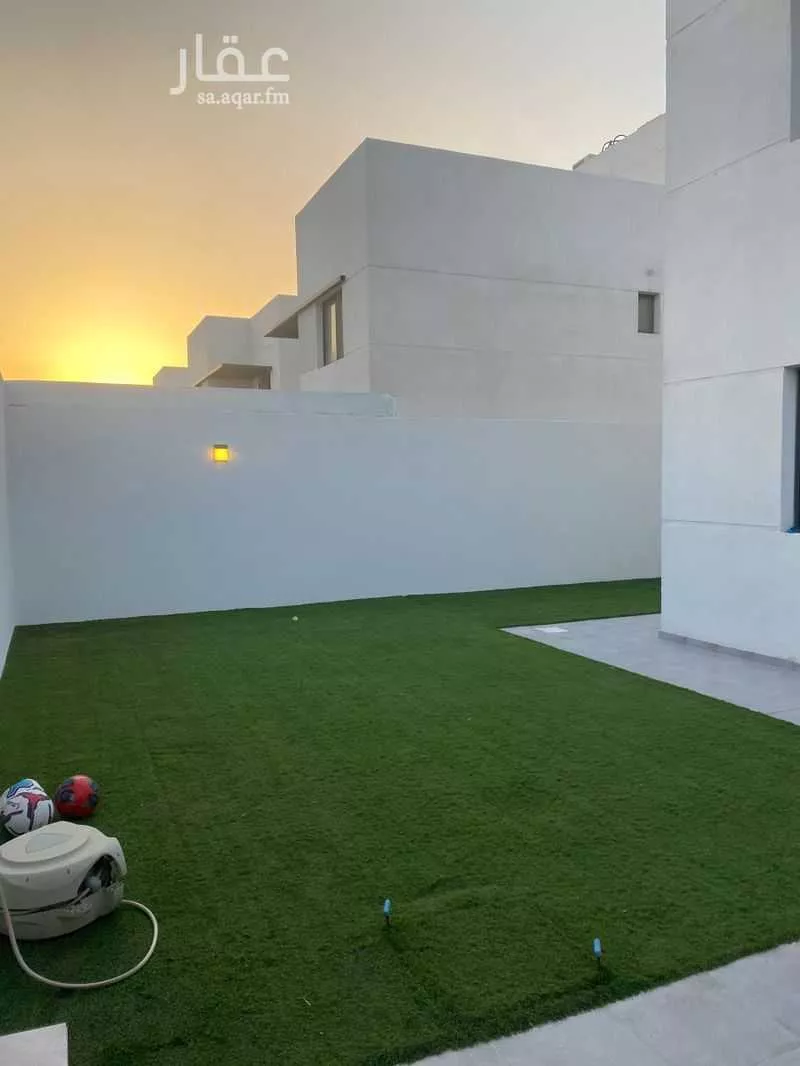 فيلا 5 غرف في الأمل 2