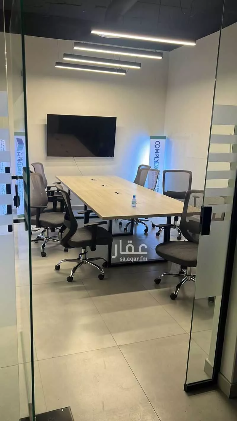 5 bedroom office in Al Aqiq, Riyadh 8