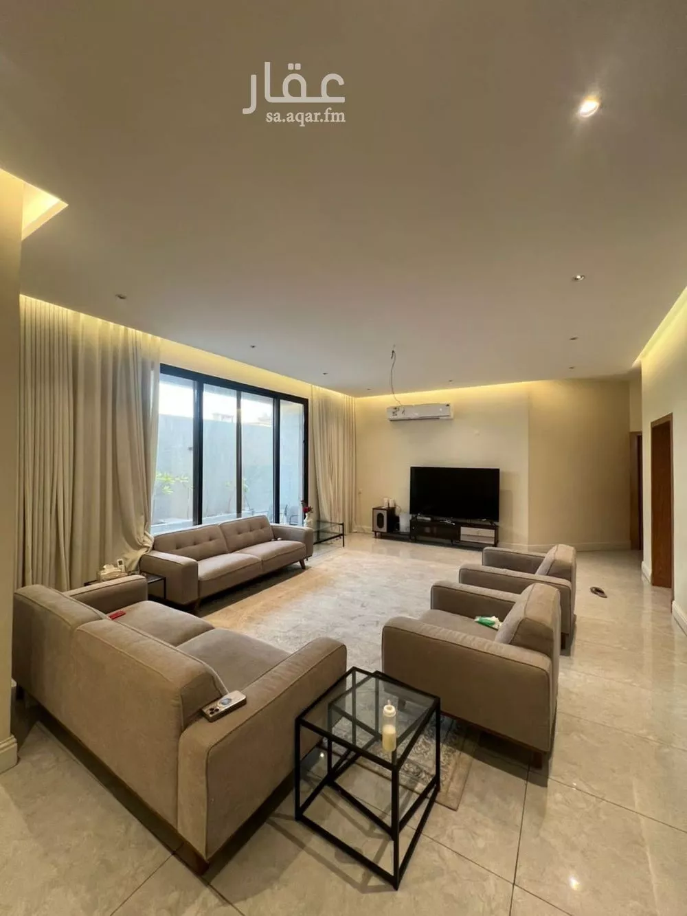 7 bedroom villa in Ash Sharq 1