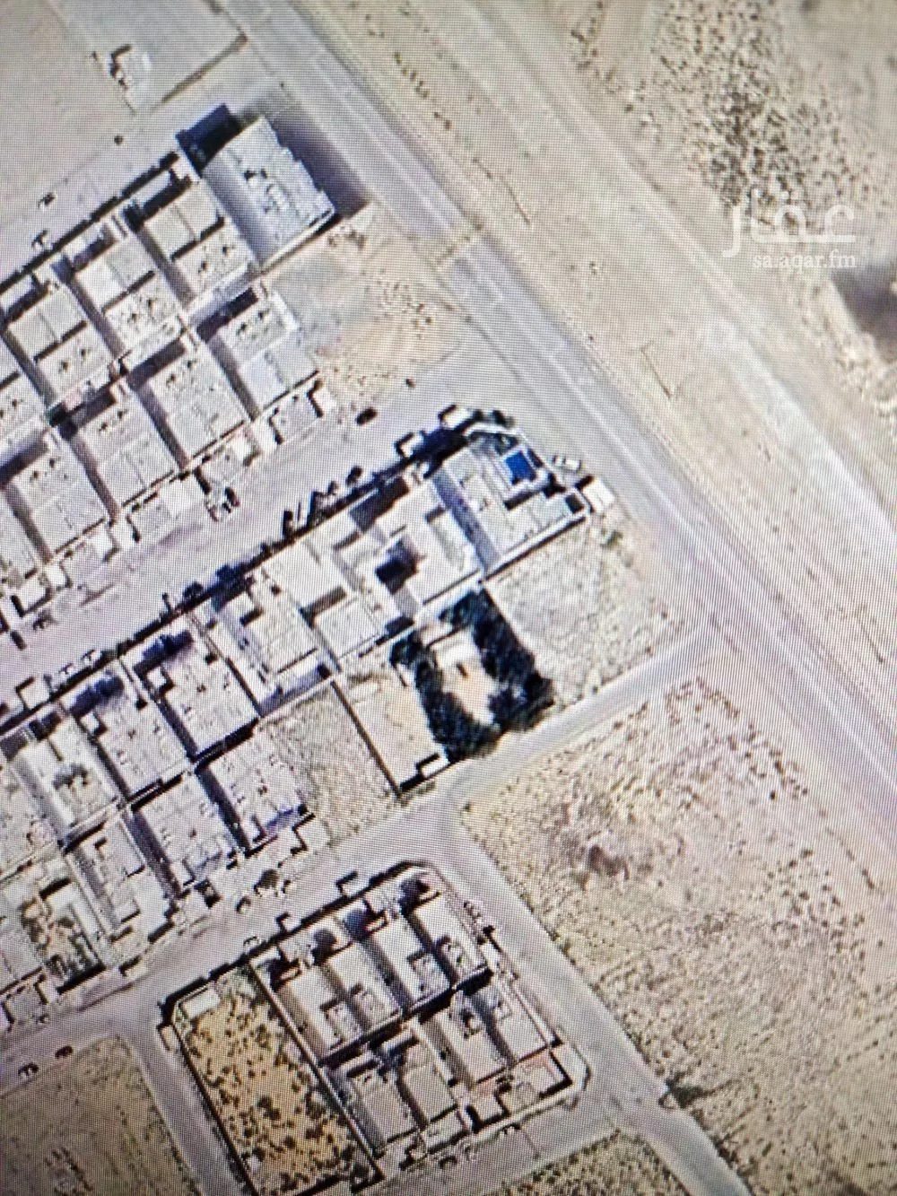 أرض 1200 م² في الشرق 2