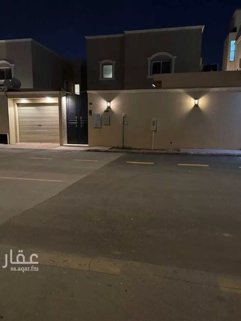 فيلا 5 غرف في العقيق