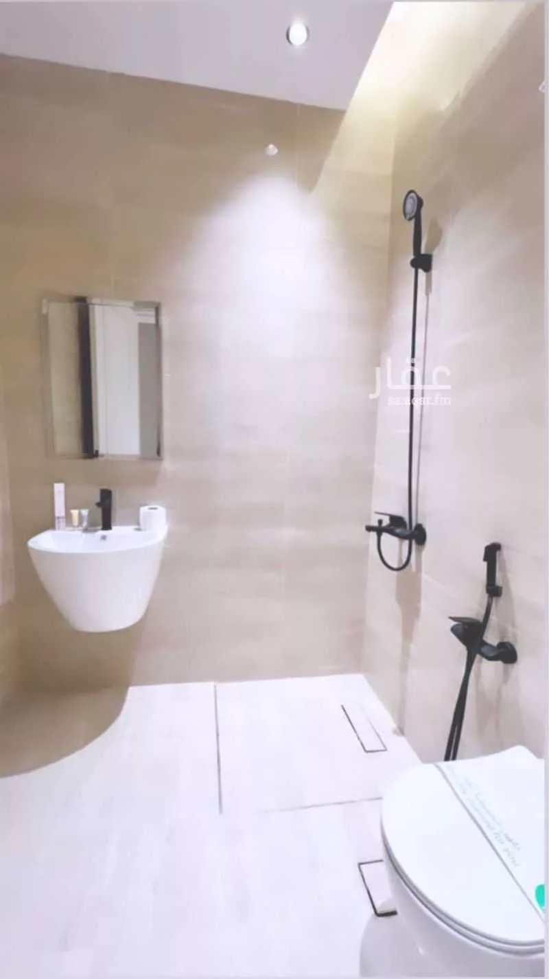 شقة 3 غرف في الملقا 4