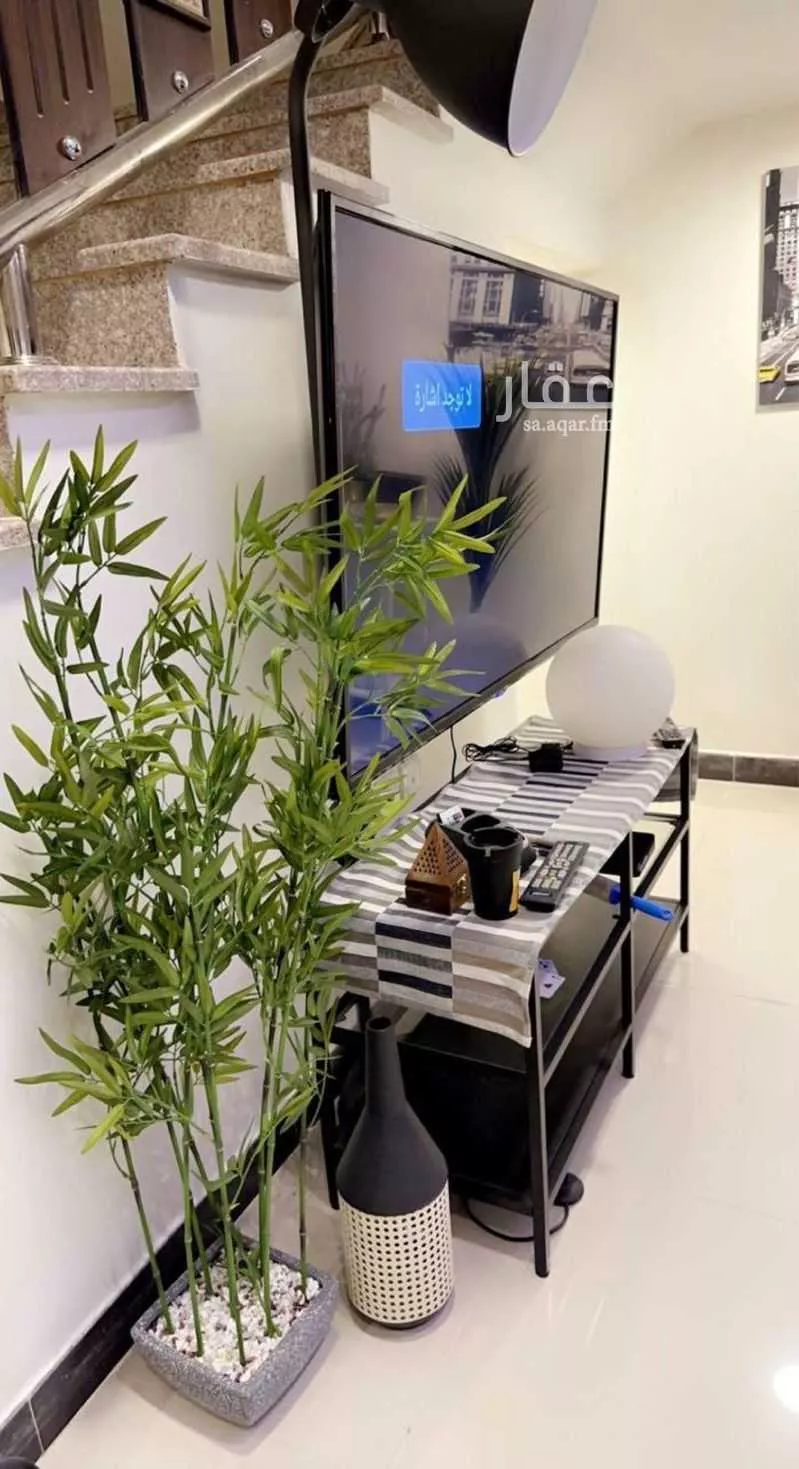 شقة 4 غرف في العارض 4