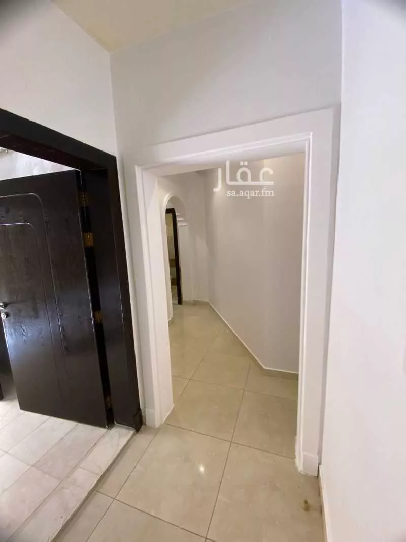 4 bedroom floor in Al Falah 4