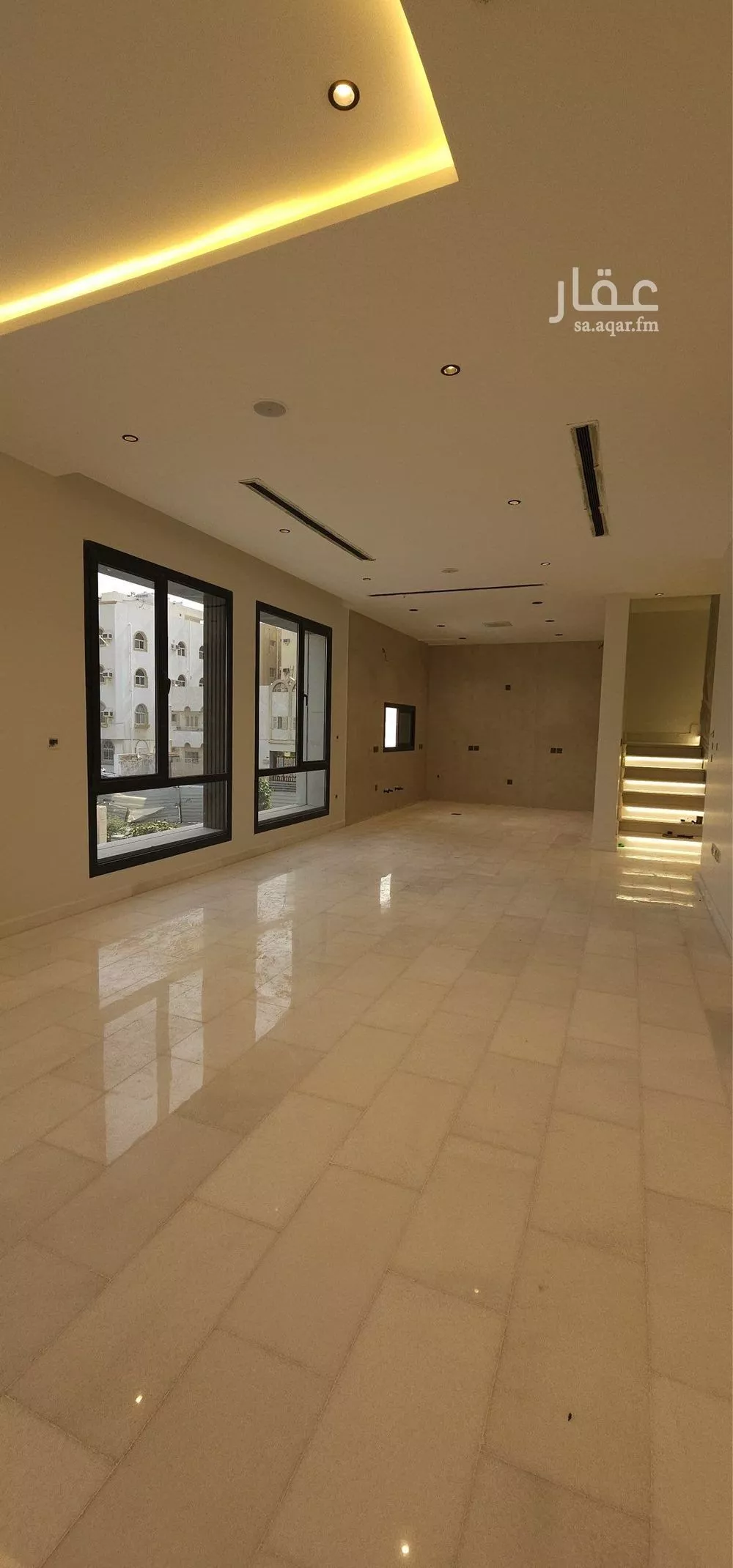 5 bedroom villa in Al Salamah 3