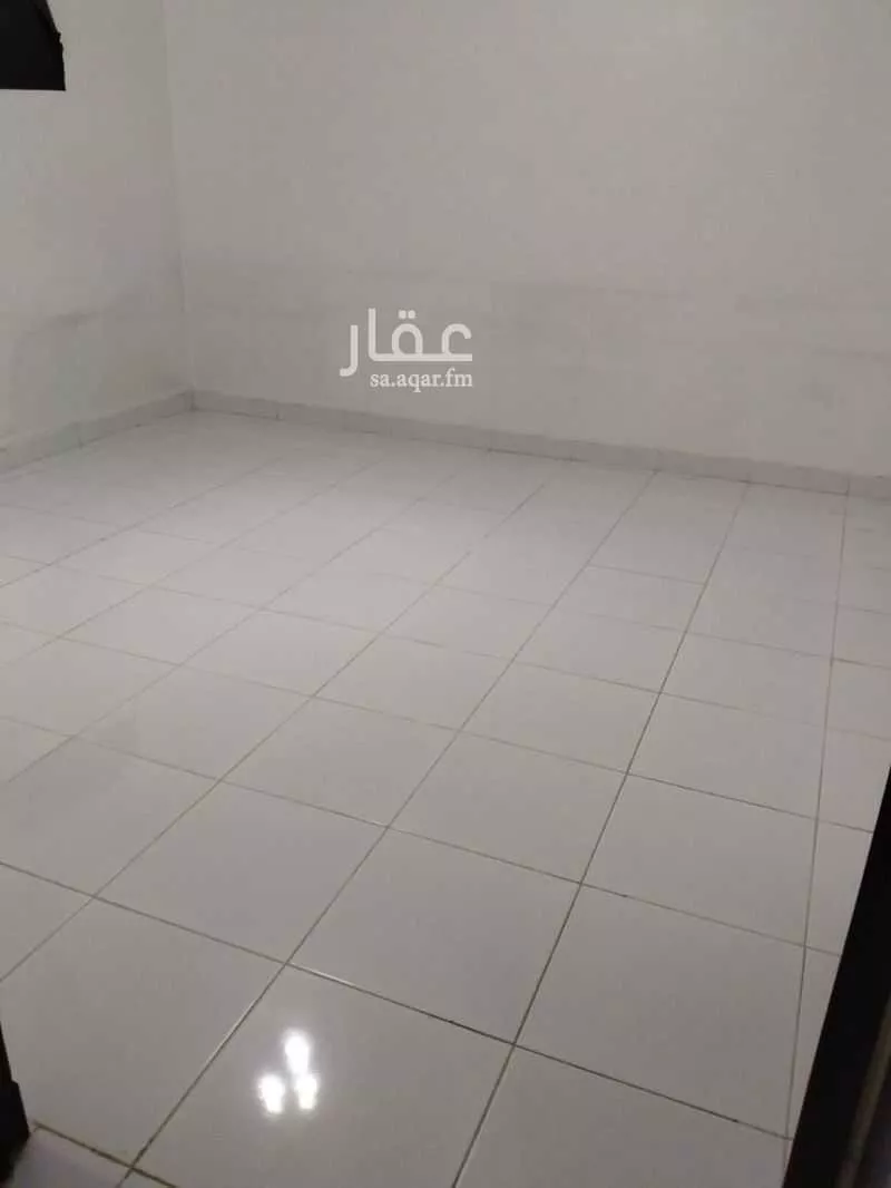 شقة 3 غرف في الرمال 5