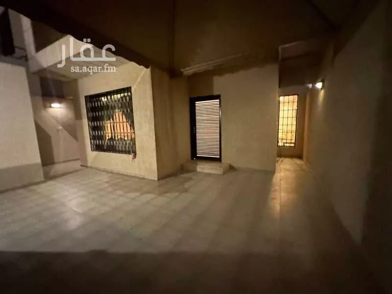 فيلا 5 غرف في العارض 2