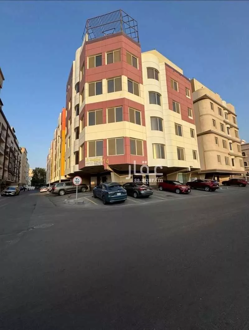 5 bedroom apartment in Al Faisaliyyah 1