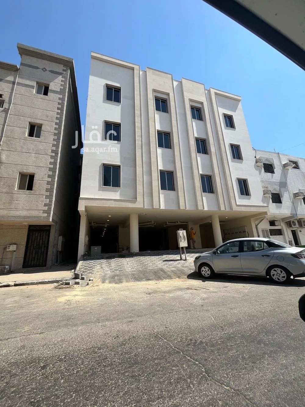 عمارة 325 م² في الثقبة 2