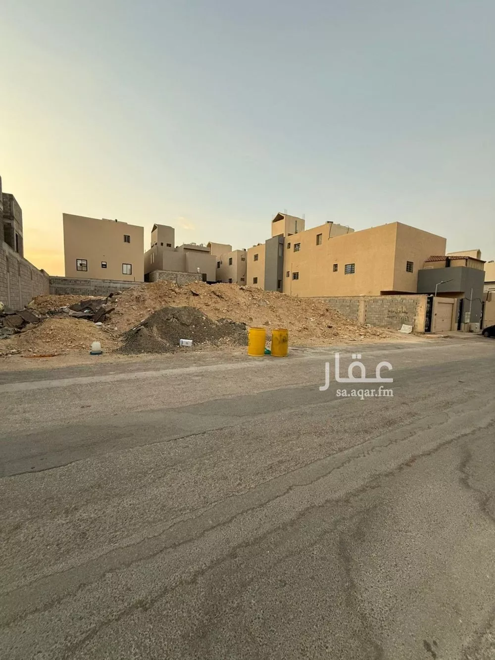 أرض 375 م² في النرجس 4