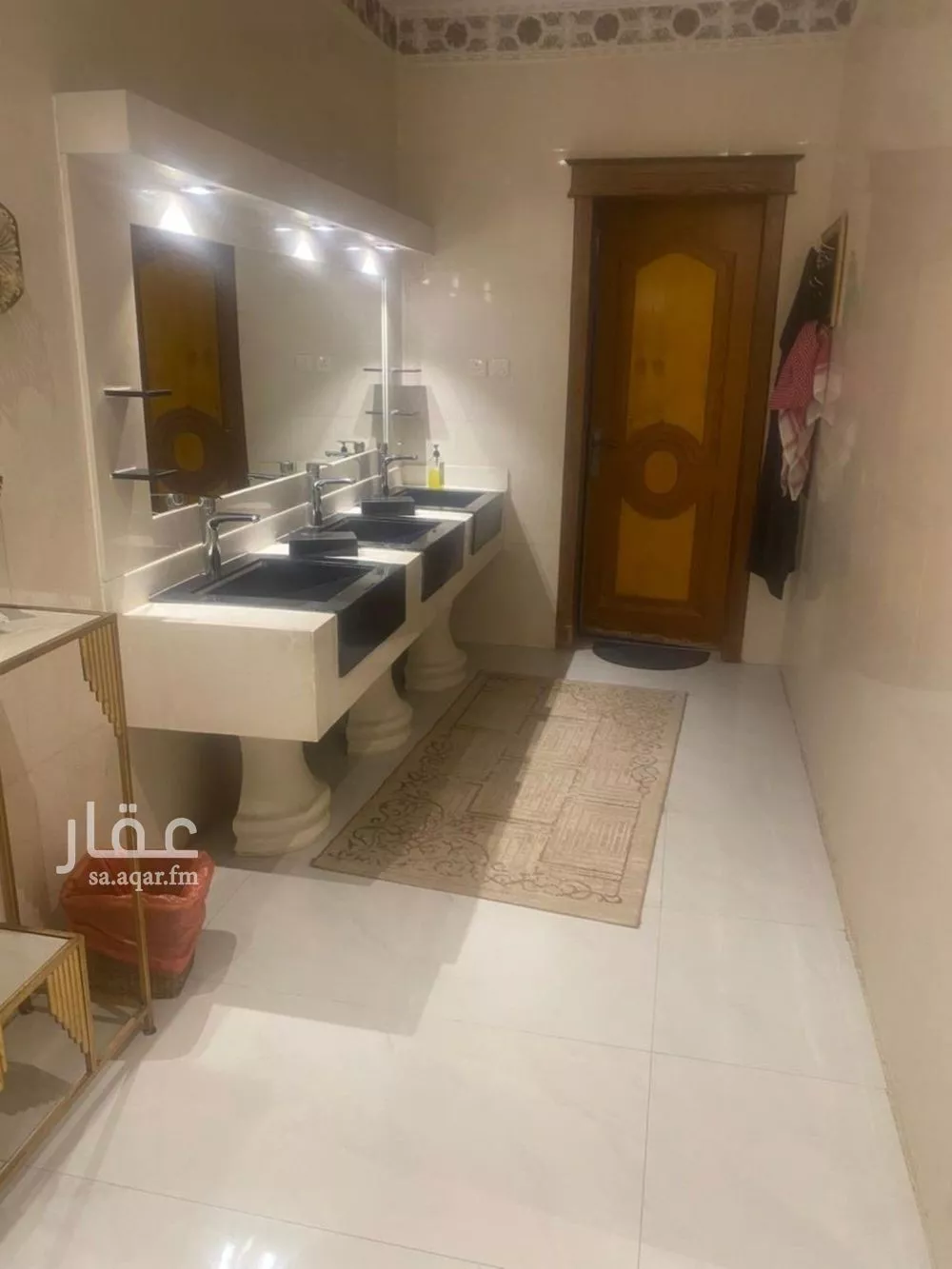 فيلا 8 غرف في المونسية 5