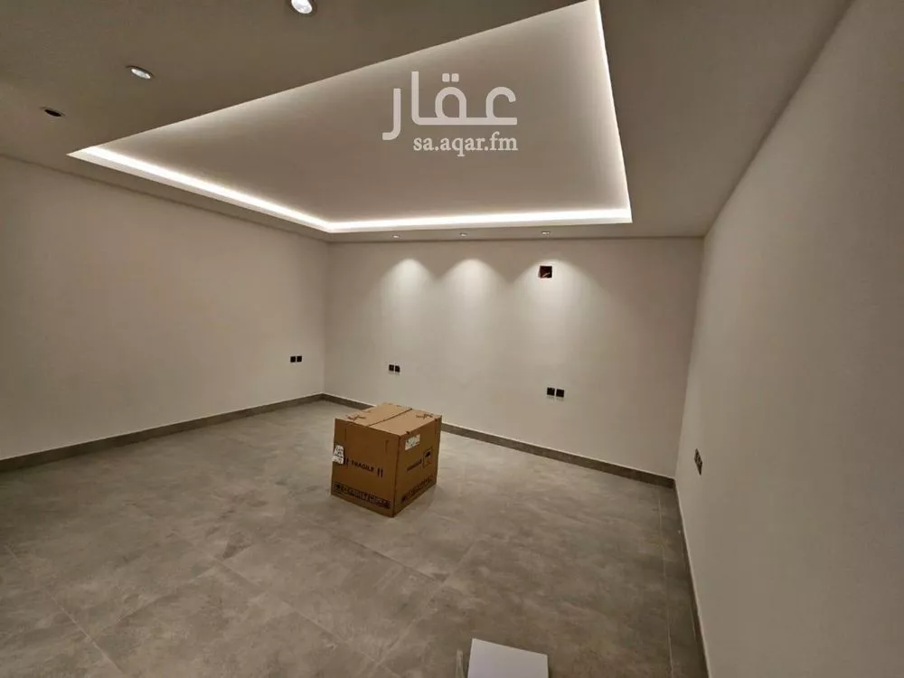 2 bedroom apartment in Al Malqa 2