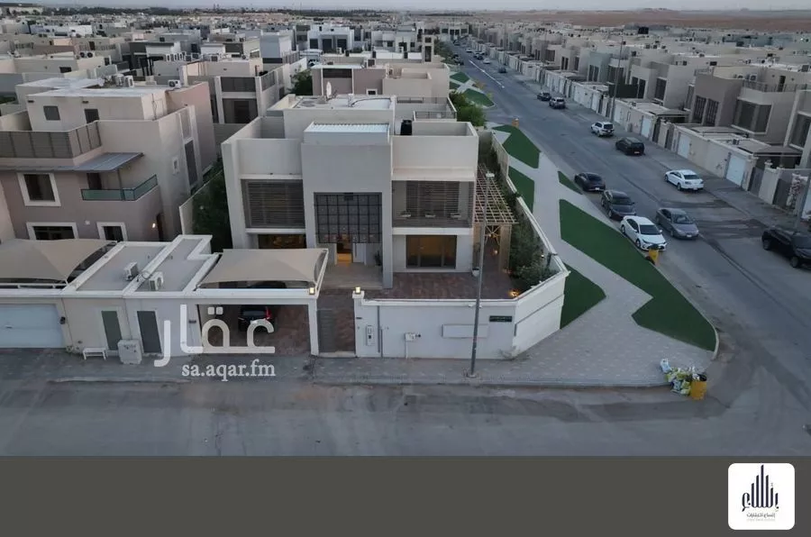 فيلا 4 غرف في الرمال 1