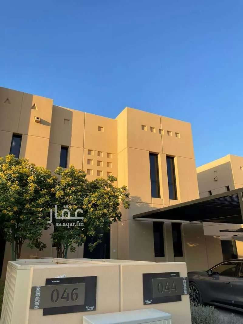 فيلا 4 غرف في المونسية 1