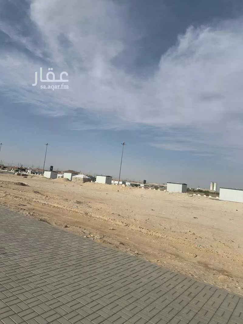 أرض 2000 م² في الجنادرية 1