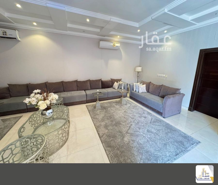 9 bedroom villa in Al Hamra, Riyadh 14