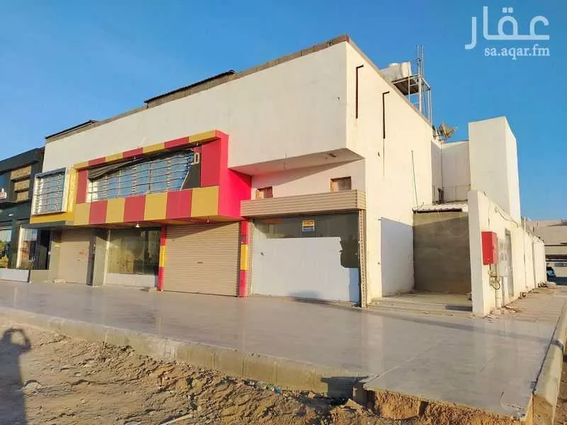 597 sqm shop in King Fahd